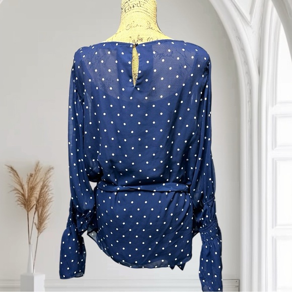 212 - ESHAKTI TOP Size 18 - Picture 4 of 16